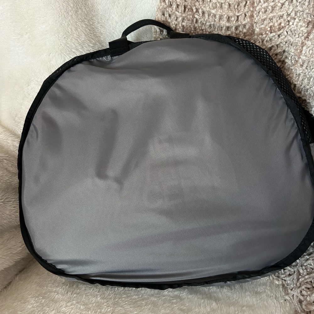The North Face Black Base Camp Duffel M - Packable Travel Bag - Picture 2 of 7
